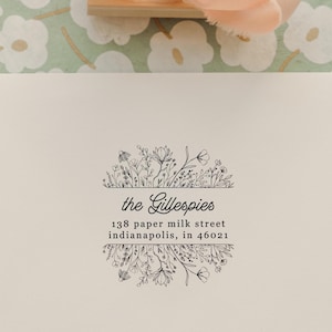 Adresstempel Wildflower, botanische stempel, boho bloemen retouradresstempel, zelfinktende stempel huwelijksuitnodiging, housewarmingcadeau
