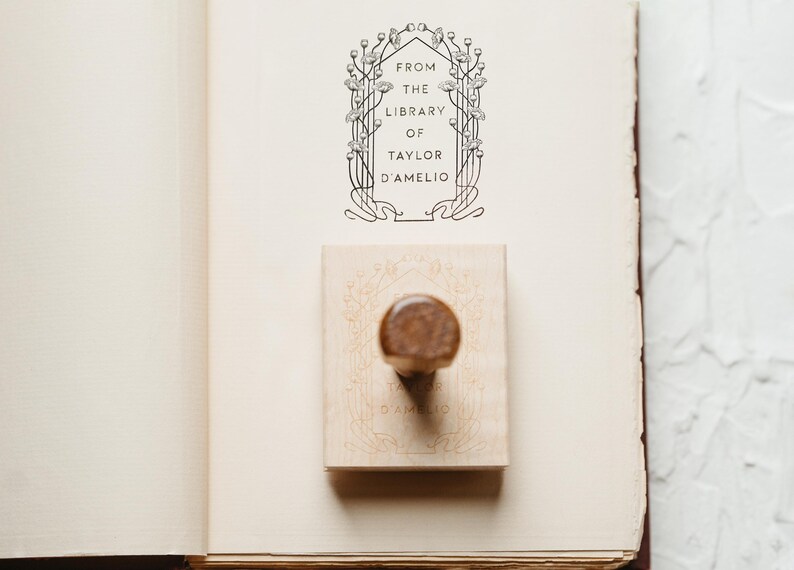 Art deco bibliotheekstempel, bloemen wilde bloemen ex-libris rubberstempel, gepersonaliseerd cadeau voor boekenliefhebber, cadeau voor haar, vintage vibes bladwijzer afbeelding 2