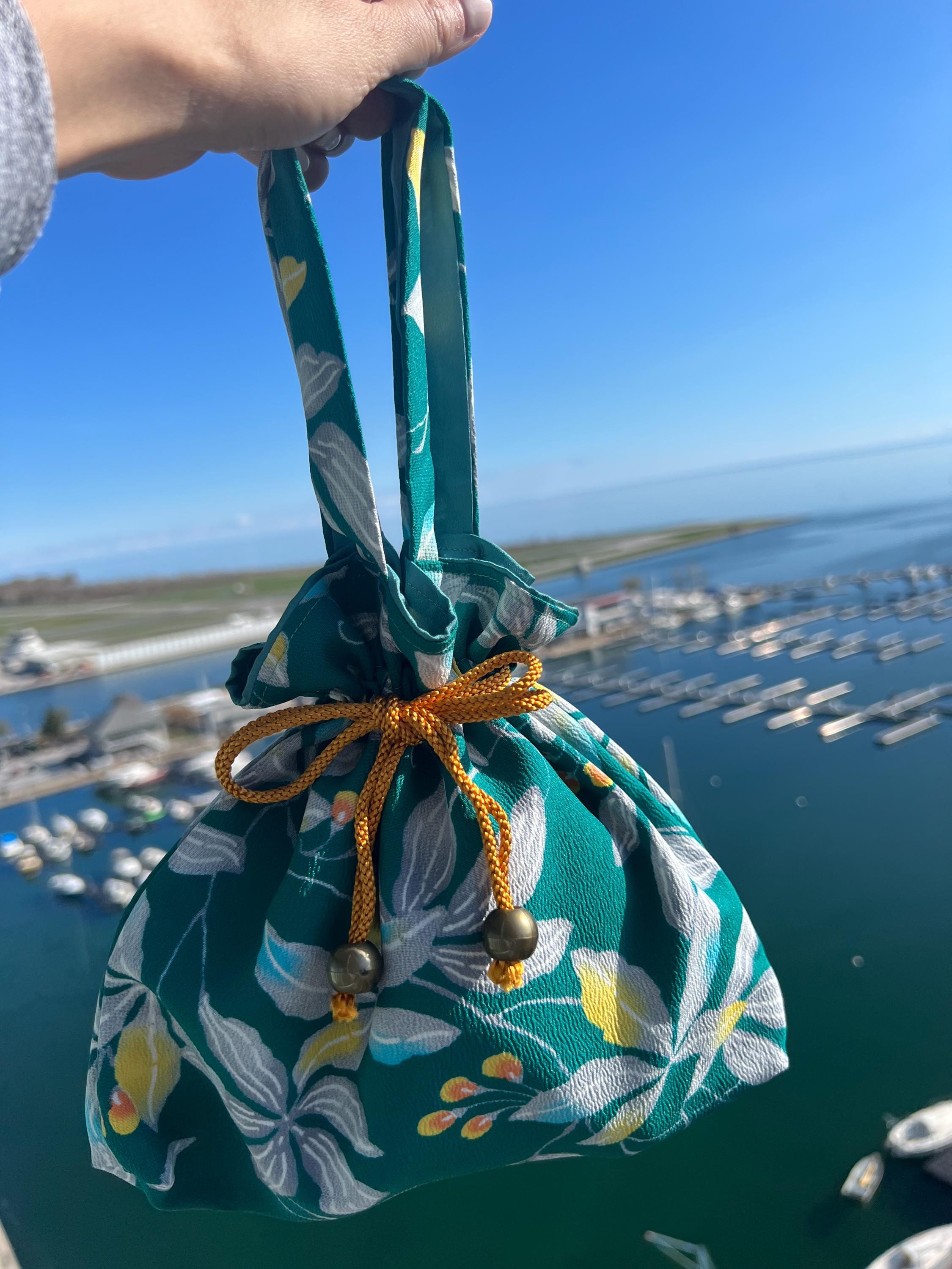 Kimono Kinchaku Bag: Japanese Drawstring Wristlet Pouch - Etsy