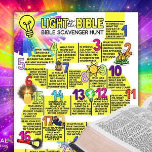 Op de afbeelding: Een kleurrijke Bijbel speurtocht poster met de titel "Light in the Bible". De poster bevat vragen en Bijbelverzen over licht, met een open boek op de voorgrond.