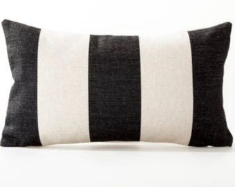 Coussin intérieur à rayures larges noir et blanc inclus