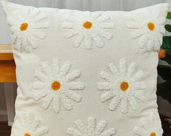 Daisy Tufted Cushion Cover & Inner pad included