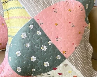 Hearts Flowers Patchwork Style Cushion & Inner Pad Incl. 45 x 45 cm