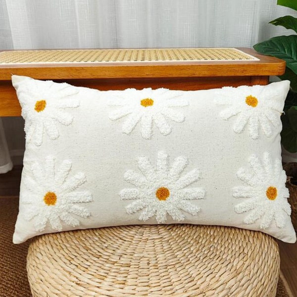 Daisy Tufted Rechteckiger Kissenbezug & Innenkissen inklusive