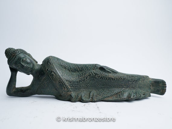 A reclining Buddha Bronze Statue,  Buddha Statue, Lying Down, Buddhist Art, Buddhism, Buddhist Thai, Bronze Sculpture, 9.4" inch ( 24 cm )
