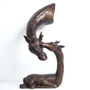 Giraffe bronze sculpture 25 Cm - 9.9 &quot; inch , bronze giraffe statue, giraffe metal art, wildlife bronze sculpture, handcrafted giraffe