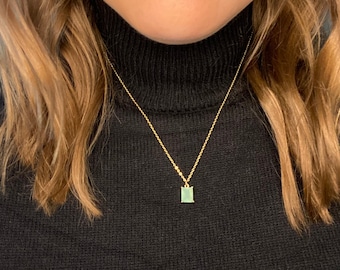 Collar de oro de calcedonia Aqua, collar de oro delicado, regalo para ella, collar de encanto delicado, collar verde, collar de capas, collar de agua