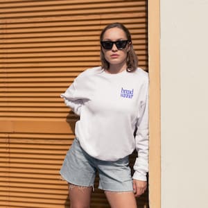 Bread Winner Minimalistisk Tröja Med Pocket Logotyp Rund Halsringning