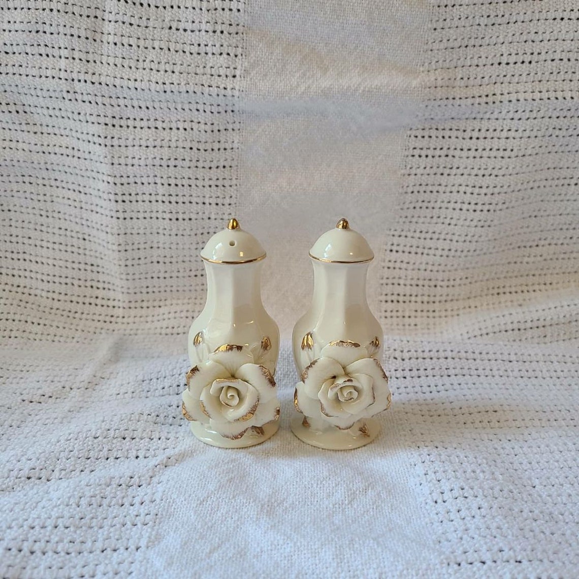 Vintage Floral Salt and Pepper Shakers Etsy