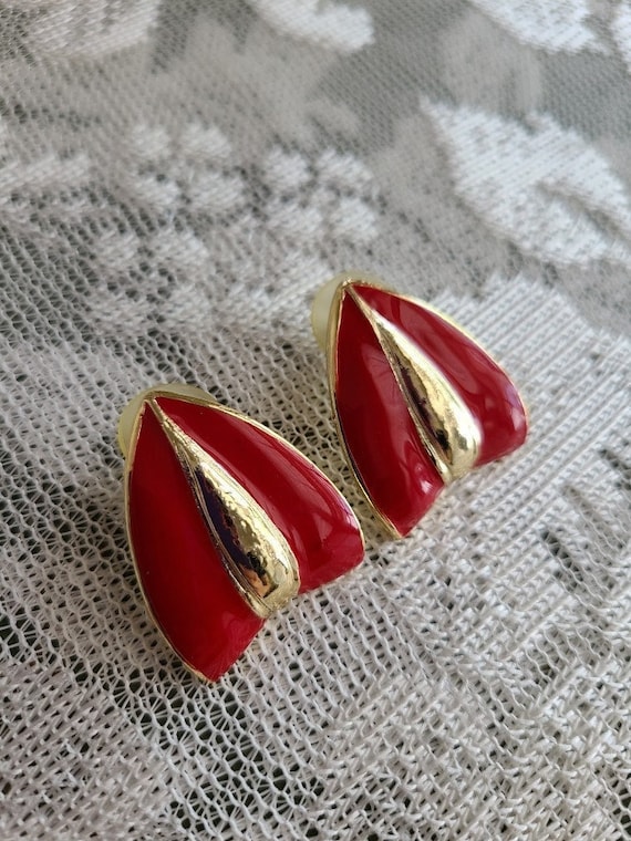 Vintage 1980s Red & Gold Triangular Costume Jewel… - image 1
