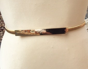 Vintage women's gold tone stretch belt, quiet luxury Coil Belt Marked DK 781, metallic classy belt, slinky skinny fashionista gold belt