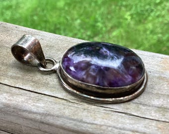 vintage sterling silver dark purple pendant Charoite stone gem necklace oval 925 transformation boho