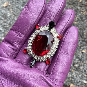 Vintage ruby red turtle brooch crystal rhinestone holiday jewelry gothic accessories