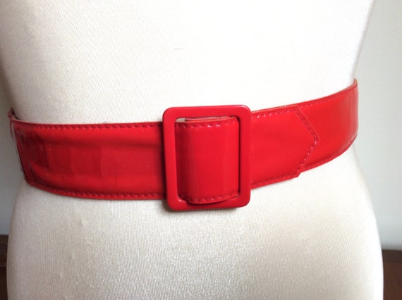 Vintage wide red wet look vinyl mod belt, glam fa… - image 5