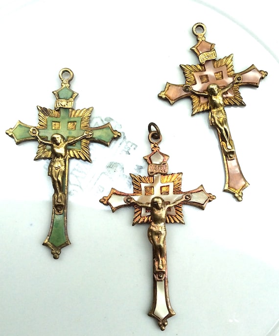 vintage MCM ornate religious jewelry pearlized cr… - image 6