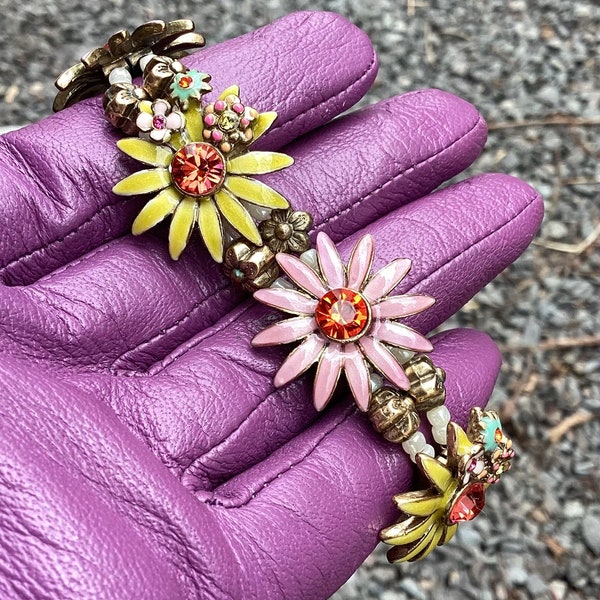 Vintage Pilgrim Danish Designer daisy flower floral stretch bracelet, colorful flower power enamel daisy Pilgrim Designer crystal Bracelet