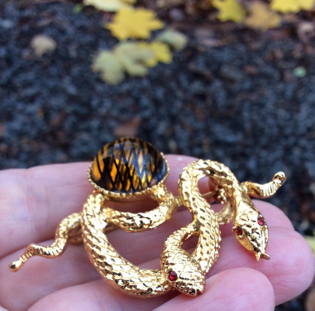 Vintage Gold Tone Knotted Snake Brooch Serpent Amber-color