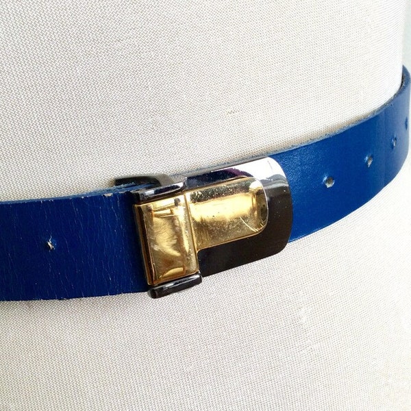 Vintage women's Spanish made fashion blue leather Belt, 2 tone metal buckle belt, Made in Spain 80s 90s accessories, Mod belt for office