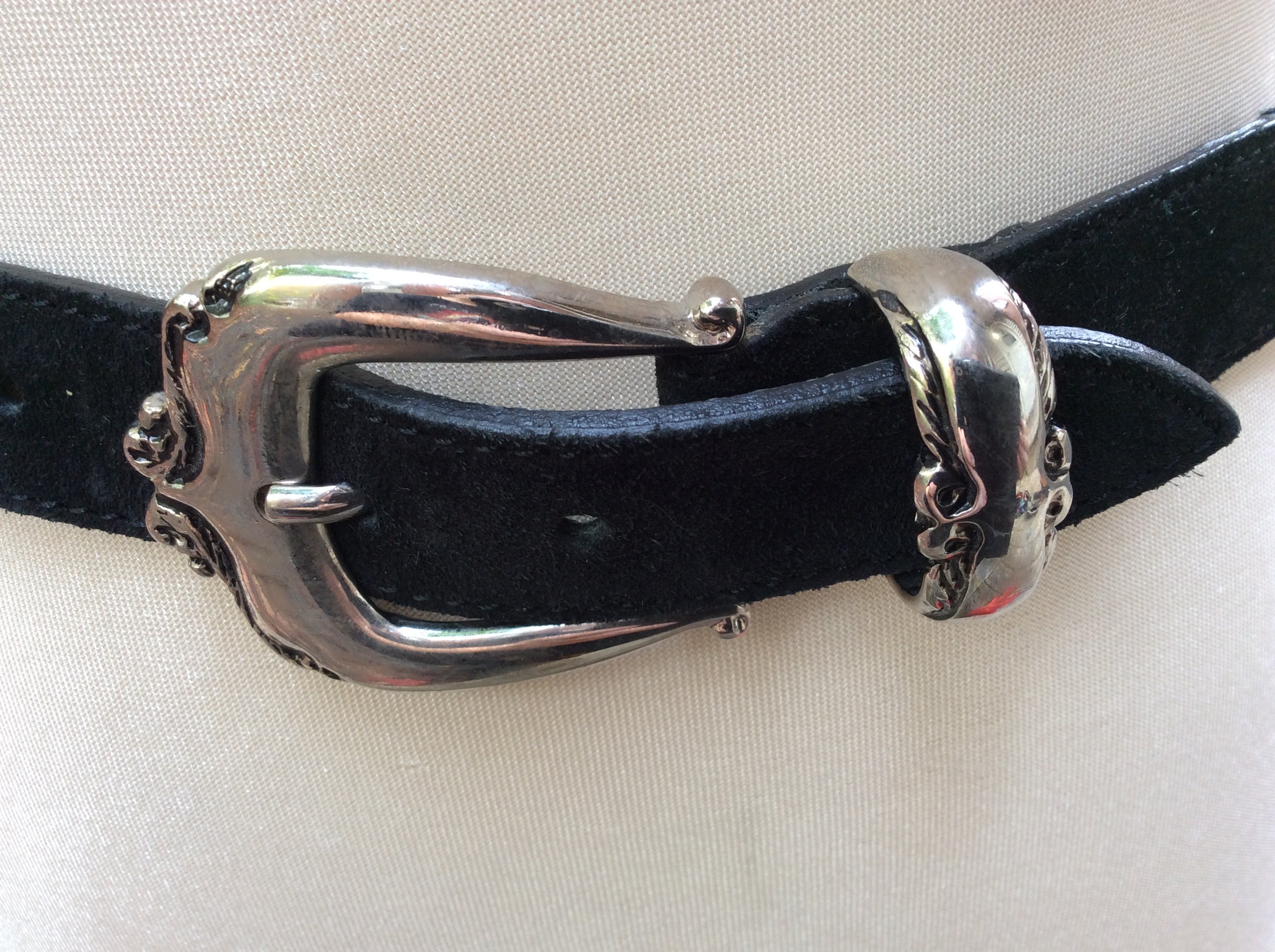 Vintage Nanni made in Italy,  silver metal Elegant Black Leather Belt. Pre owned 27”-30” NANNI Italian Silver Metal and Black Suede Leather  main image 2