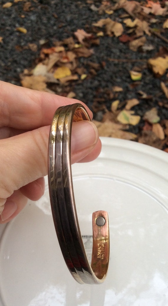 Vintage Unisex Copper Cuff Two-Toned ringed brace… - image 8