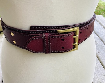 Womens Burgundy Belt With Gold Buckle - Burgundy Leather  display picture 1