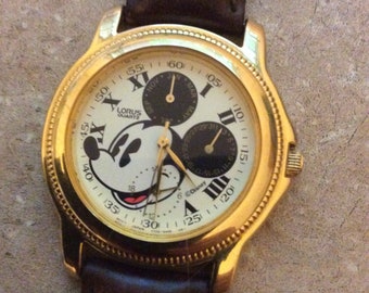 Personnage animé vintage mickey mouse souris Lorus Quartz montre chronographe unisexe, cadeau fils fille, montre cadeaux de remise des diplômes