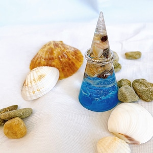 Ring Cone, Sea Ring Cone, Ring Holder, Jewelry Display, Engagement Gift, Shower Gift, Ring Display, Resin Small Cone Ring Holder, Home Décor