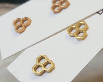 Chic Mini Geometric Stud Earrings, Cute Minimalist Hexagon Honeycomb Non-Tarnish Hypoallergenic Water-Safe