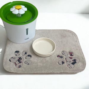 custom cat food placemat with name, cat feeding station floor mat, rectangular and absorbent pet feeding mat, gift for new cat and kitten