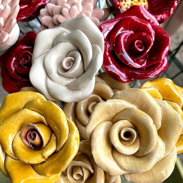 Handgemachte keramische Blume, keramische Rose, Muttertagsgeschenk