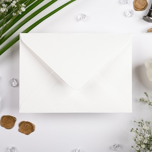 C5 (162 x 229mm/ 6.38 x 9.01") Accent Antique Alabaster Envelopes 110gsm / Soft White Textured Perfect for Wedding Stationery