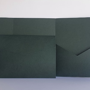 Matte Pinien- / Dunkel- / Renngrün-Geldbörse. A5 Portrait Design für Luxus Hochzeitseinladung / Firmenevents N.E.
