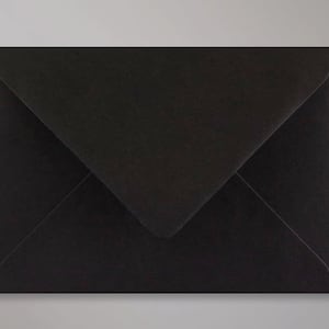 5 x 7 (133 x 184mm) Tiefschwarz / Colorplan Ebenholz Briefumschläge 135g/m²