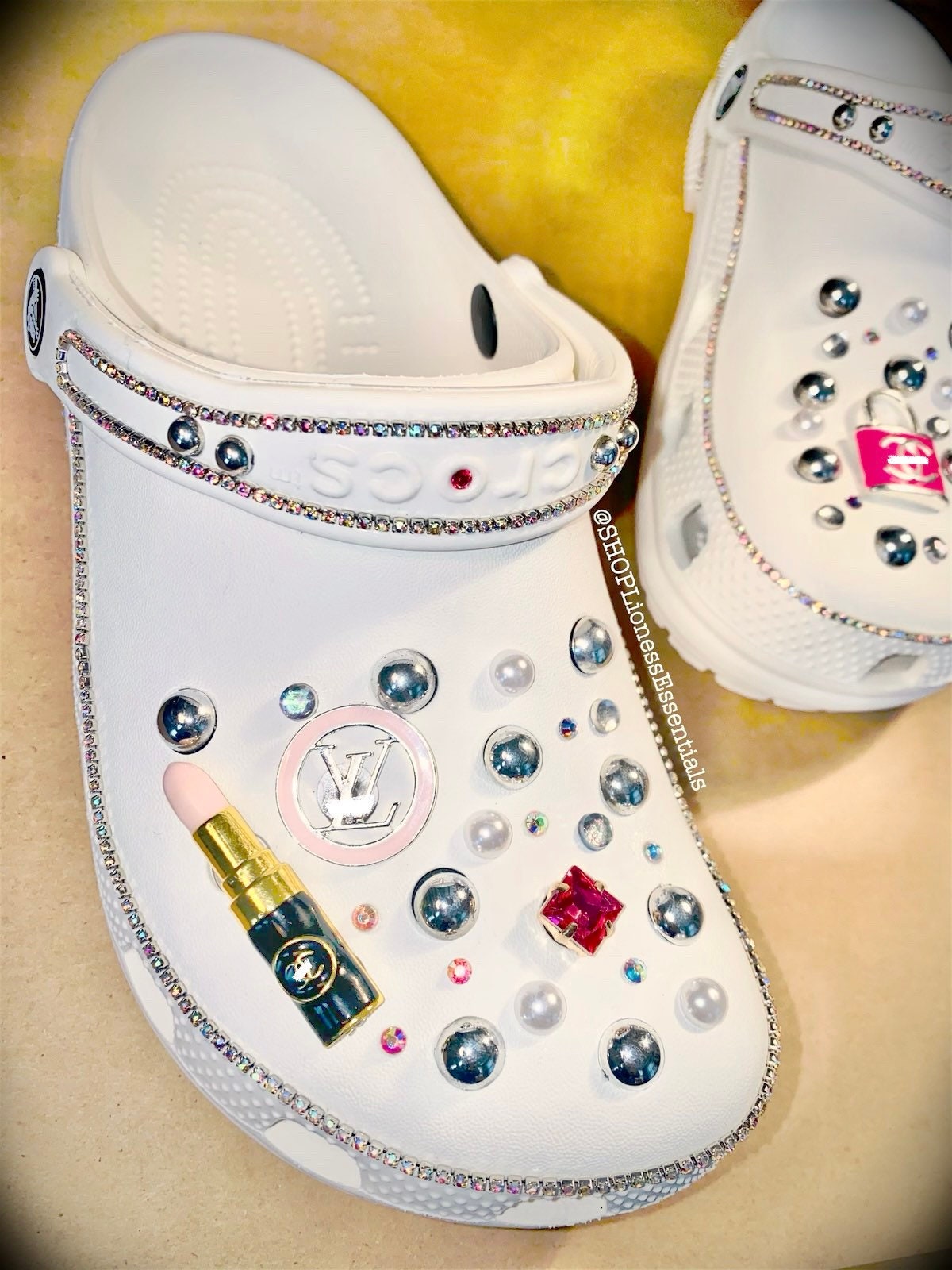 croc slides shoe carnival