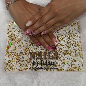 Nail Plate Photo Prop | Nail Technician | Acrylic Nailfie | Nail Artist | Nail Picture | Heart Nail Photo Prop Disc | Nail Salon Supplies