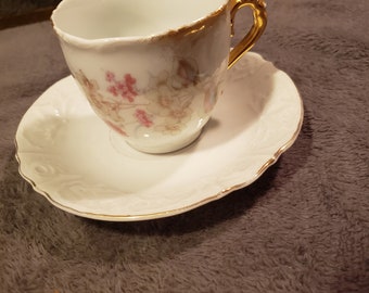 tea cup and saucer