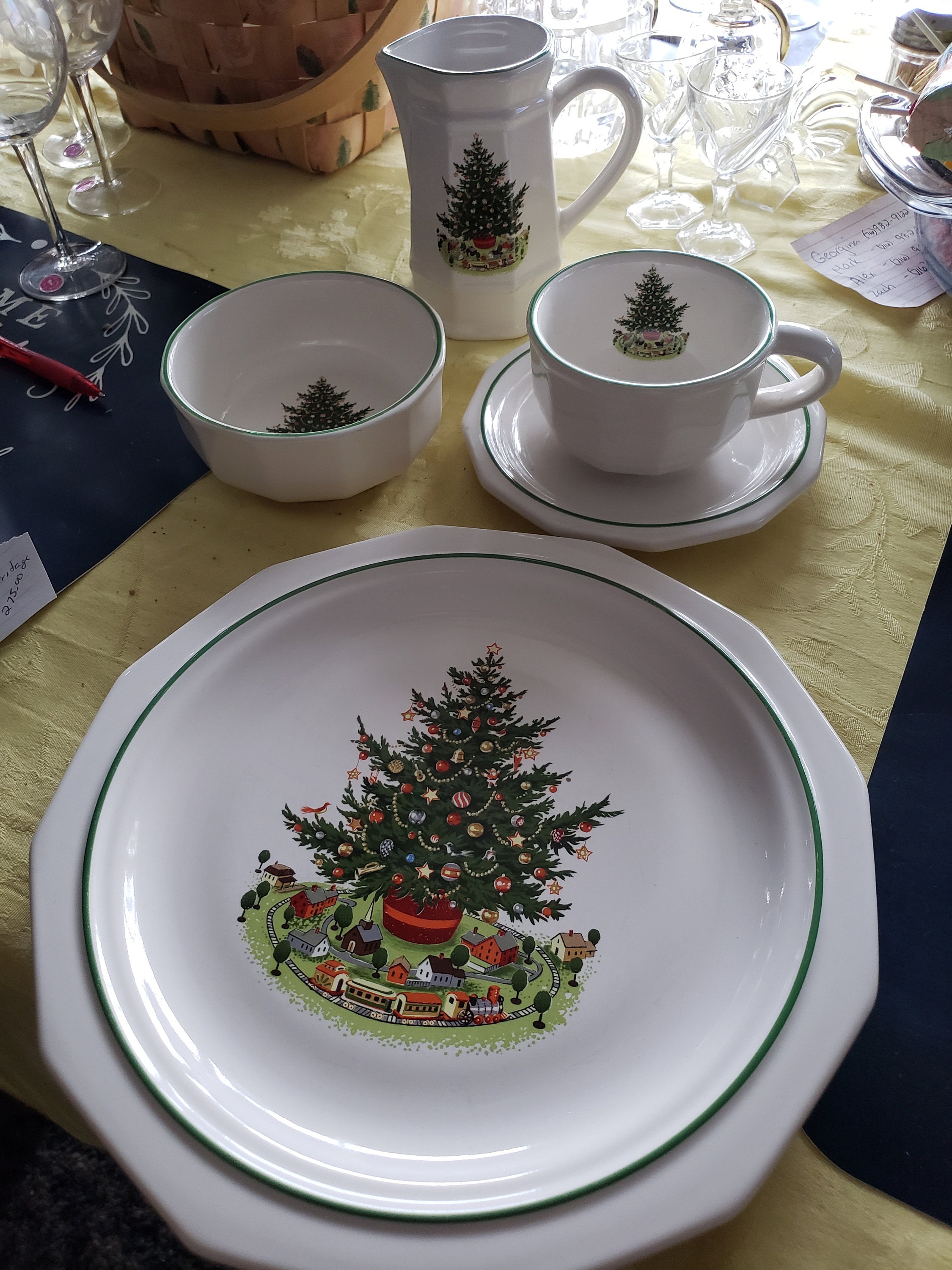 Pfaltzgraff Christmas Set
