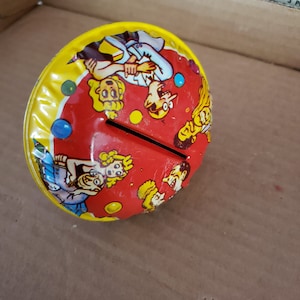 Vintage noise maker