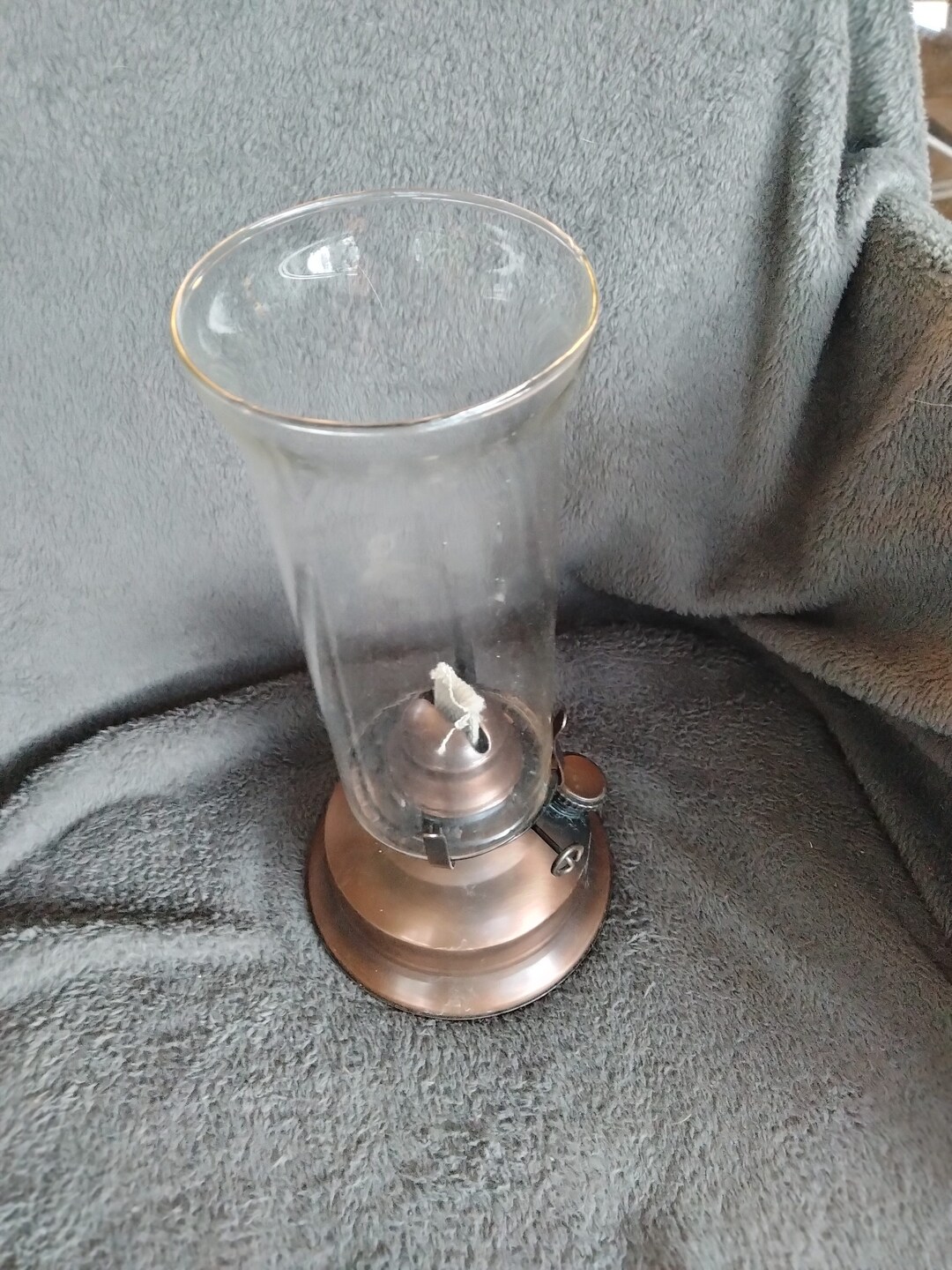 Vintage Lamplight Farms Oil Lamp With a Copper Base and Clear Cylinder