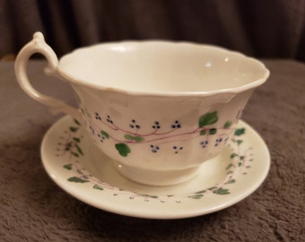 vintage tea cup and saucer
