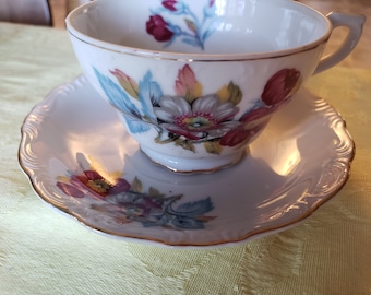 vintage tea cup and saucer