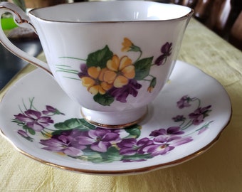 tea cup and saucer