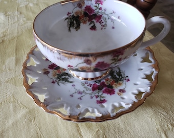 Vintage tea cup and Saucer