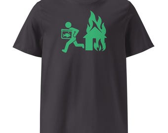 Saving Fish From Fire - A Shirt For the Aquarium Lover (green)
