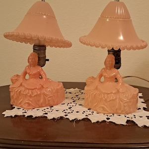 Rare Vintage 1930&#39;s 1940&#39;s Era L.E. Smith Depression Glass Boudoir Lamps Pink Southern Belle