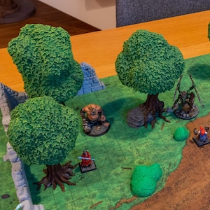 Terreno de dispersão de árvores para D&D / TTRPGs • Miniaturas de terreno de mesa • Mapa de Dungeons & Dragons • Adereços de árvores de RPG