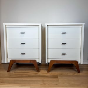 Mid-Century Modern White Nightstands – Pair of 3-Drawer Bedside Tables with Walnut Legs – Vintage MCM Art Deco Side Tables Johnson Carper