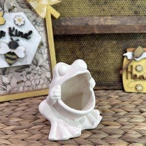 Vintage Frog Scrubby Holder Ceramic Bisque – Ready to Paint Kitchen Decor