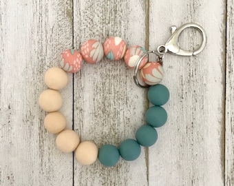Silicone keychain wristlet, silicone wristlet for keys, beaded keychain, gift for mom, beaded bracelet, keychain bracelet, boho bracelet
