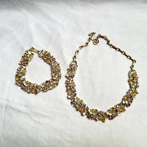 Matching Vintage Jewelry Bracelet and Choker Necklace Set, Goregous Gold Flower Gemstone Jewelry